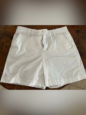 Gloria Vanderbilt White Women's Shorts with Zip Fly